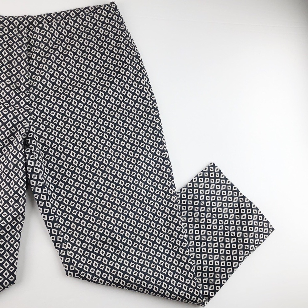 CAbi #877 Geometric Cropped Ankle Dress Pants Sz 8 - Picture 5 of 12